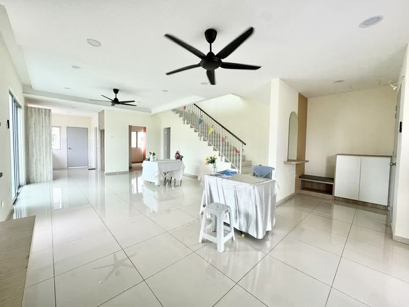 Rumah Teres 2-Tingkat untuk Dijual di Semenyih (Selangor) - Eldon Chong - Living Room - PropertyGuru.com.my