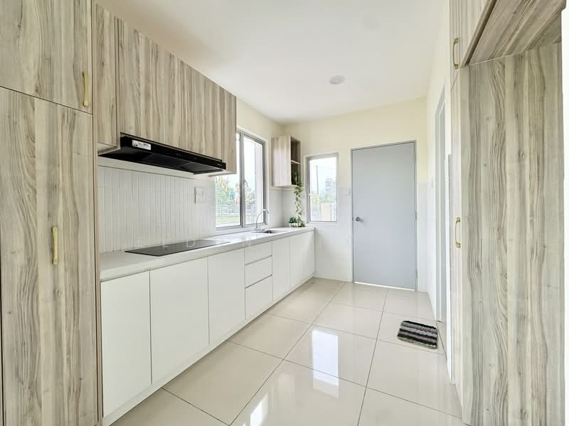Rumah Teres 2-Tingkat untuk Dijual di Semenyih (Selangor) - Eldon Chong - Kitchen - PropertyGuru.com.my