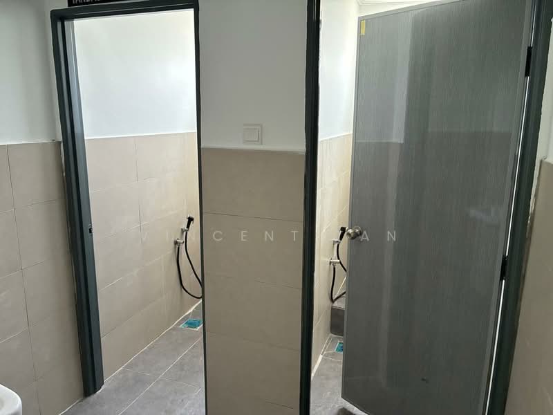 Detached Factory for Rent in Sepang (Selangor) - Vincent Tan - Bathroom - PropertyGuru.com.my