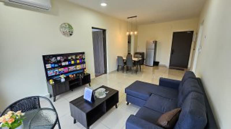 Kediaman Servis untuk Disewa di Country Garden Central Park - Vincent Lai - Living Room - PropertyGuru.com.my