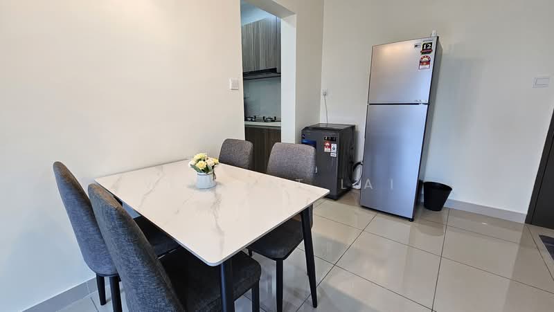 Kediaman Servis untuk Disewa di Country Garden Central Park - Vincent Lai - Dining Room - PropertyGuru.com.my