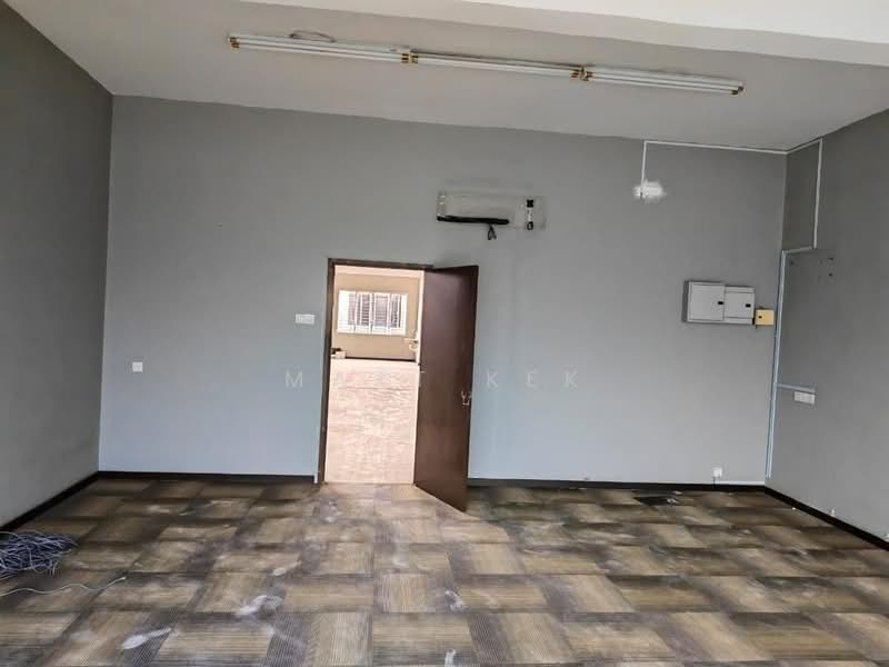 Shop / Office for Sale in Pusat Perdagangan Danga Utama (Johor Bahru) - Matt Kek - Interior - PropertyGuru.com.my