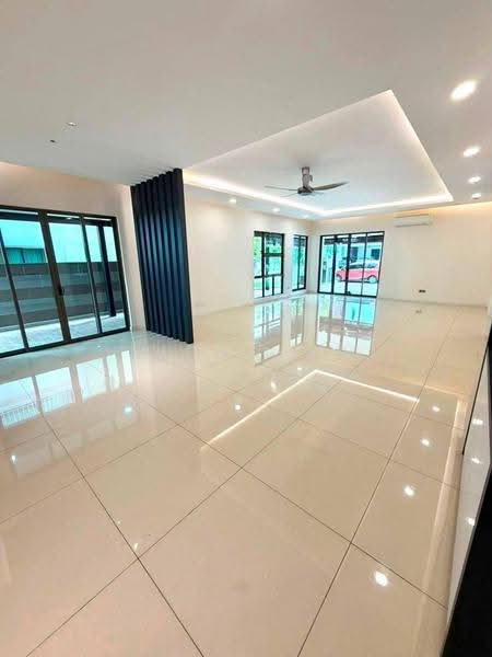 Rumah Berkembar untuk Dijual di East Ledang (Iskandar Puteri (Nusajaya)) - Nicholas Tey - Living Room - PropertyGuru.com.my