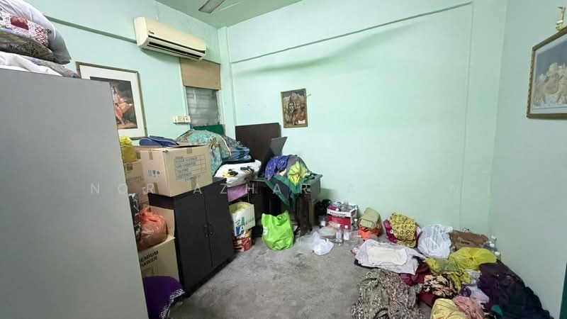 Flat for Sale at Desa Mentari Flat (Block 2) - Nor Azhar Azlan - Interior - PropertyGuru.com.my