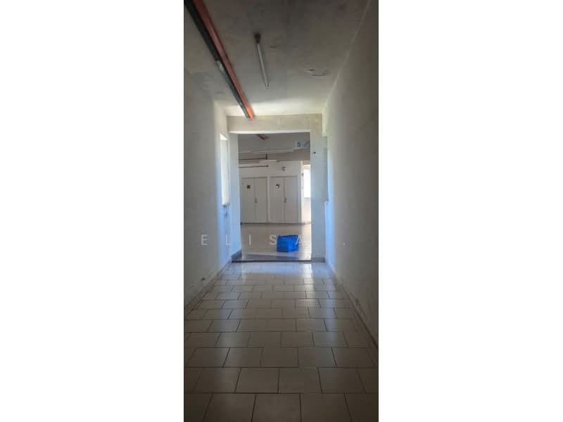 Kondominium untuk Dijual di Alpha Villa - Elisa . - Corridor - PropertyGuru.com.my
