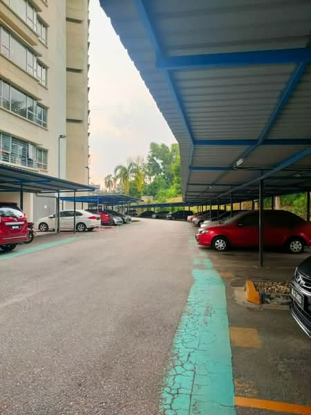 Kondominium untuk Dijual di Alpha Villa - Elisa . - Car Park - PropertyGuru.com.my
