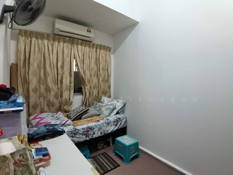 Rumah Teres 2-Tingkat untuk Dijual di Usj 11 (Subang Jaya) - Priya K Sritharan - Bedroom - PropertyGuru.com.my