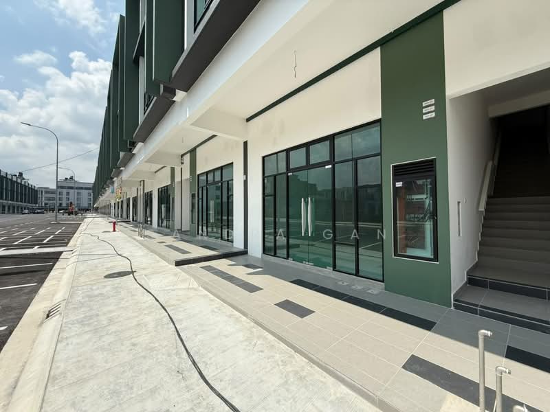 Shop / Office untuk Disewa di Bandar Baru Permas Jaya (Permas Jaya) - Sandra Gan - Exterior - PropertyGuru.com.my