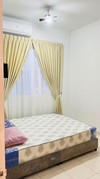 Kondominium untuk Dijual di Residensi Adelia 3 - Eldon Chong - Bedroom - PropertyGuru.com.my