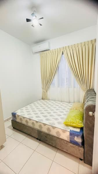 Kondominium untuk Dijual di Residensi Adelia 3 - Eldon Chong - Bedroom - PropertyGuru.com.my