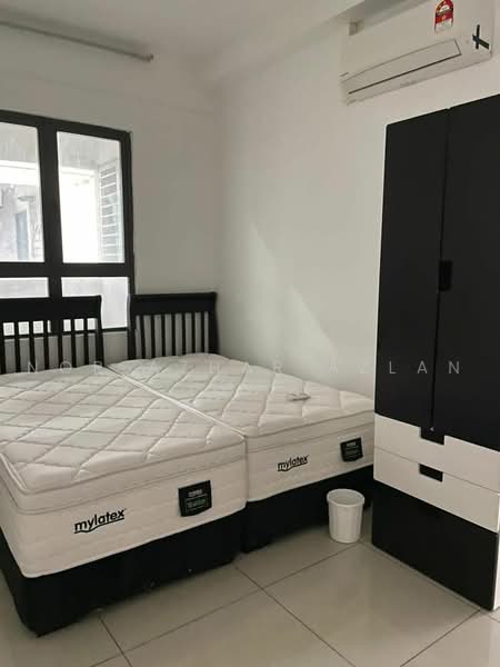 Service Residence for Sale at Centrestage Designer Suite - Nor Azhar Azlan - Bedroom - PropertyGuru.com.my