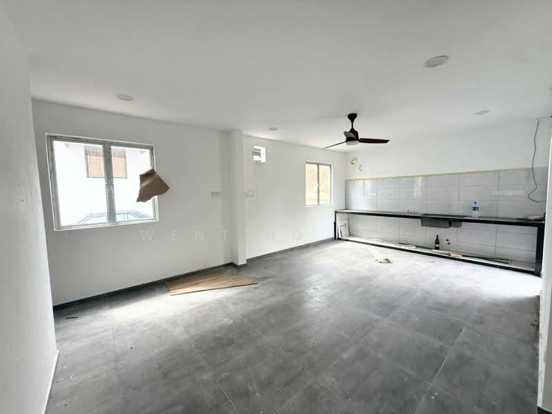 2.5-storey Terraced House for Sale in Skudai (Johor) - Wenting Lee - Kitchen - PropertyGuru.com.my