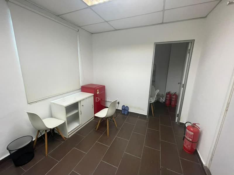 Kedai untuk Disewa di Taman Molek (Johor Bahru) - Sandra Gan - Interior - PropertyGuru.com.my