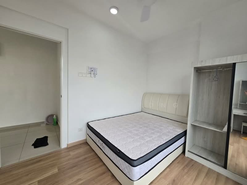 Kediaman Servis untuk Dijual di Midas @ Seri Alam - Cahrie Bong - Bedroom - PropertyGuru.com.my