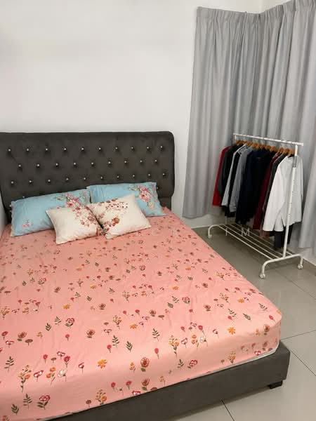 Kediaman Servis untuk Dijual di Almyra Residences - Derrick Lim - Bedroom - PropertyGuru.com.my