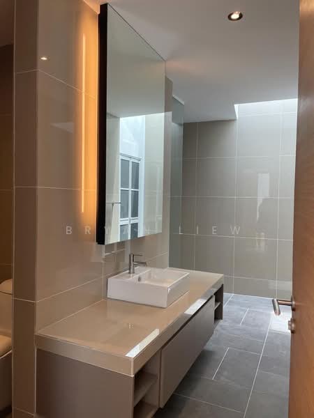 3.5-storey Terraced House for Rent in Damansara Perdana (Selangor) - Bryan Liew - Bathroom - PropertyGuru.com.my