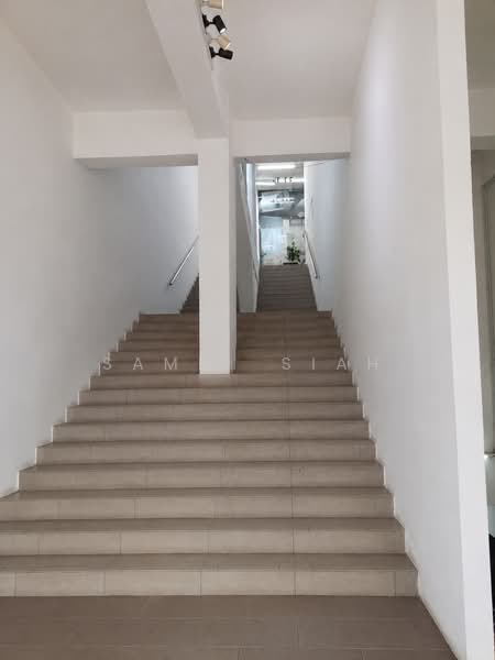 Retail Space for Rent in Bandar Utama (Selangor) - Sammi Siah - Stairs Up - PropertyGuru.com.my