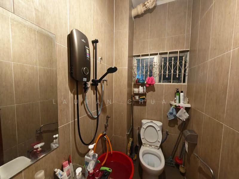 Rumah Teres 2-Tingkat untuk Dijual di SS2 (Petaling Jaya) - Lauran Chuah - Bathroom - PropertyGuru.com.my