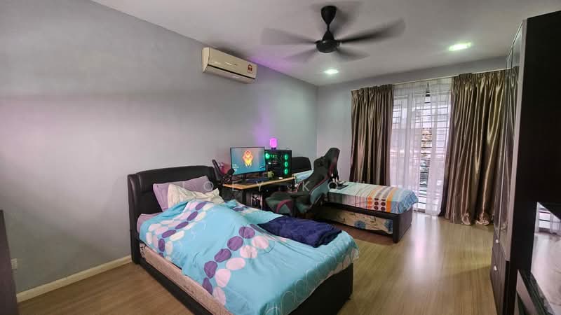 Rumah Teres 2.5-Tingkat untuk Dijual di Sunway Alam Suria (Shah Alam) - Joey Koh - Bedroom - PropertyGuru.com.my