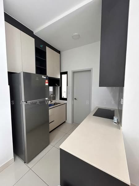 Service Residence for Rent at The Amber Residence @ TwentyFive.7 - Salawati Busro - Kitchen - PropertyGuru.com.my