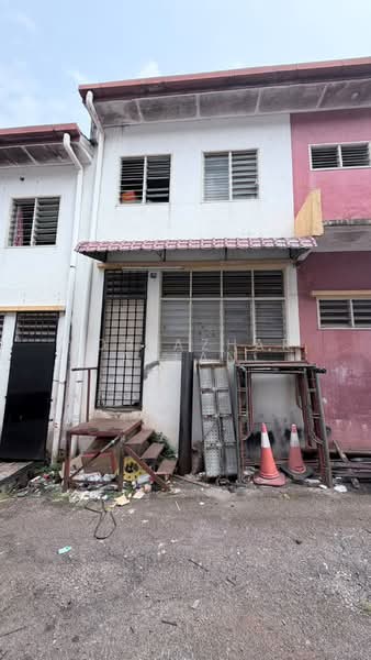 Shop / Office untuk Dijual di Taman Puncak Jalil (Seri Kembangan) - Nor Azhar Azlan - Exterior - PropertyGuru.com.my