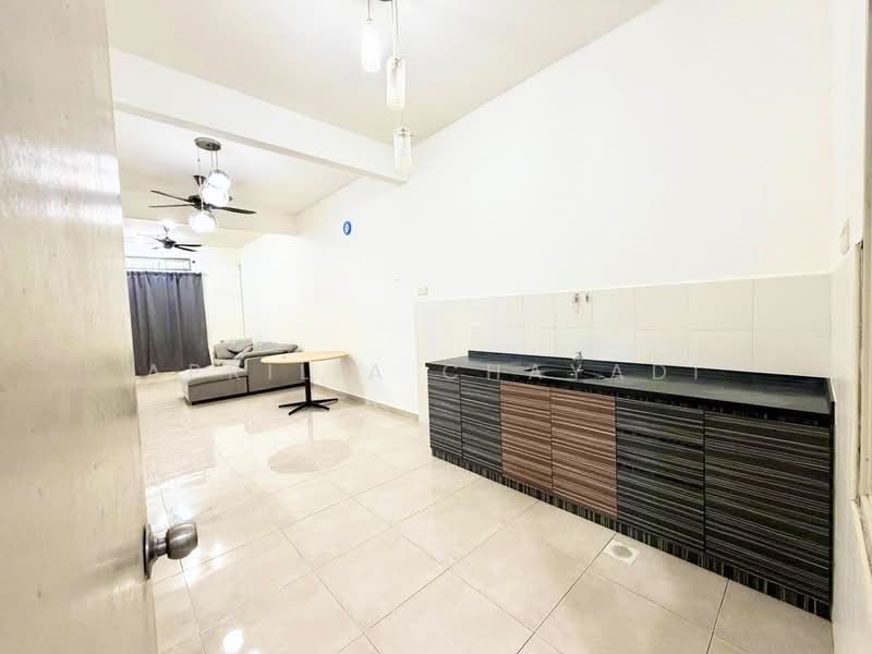 Rumah Teres 2-Tingkat untuk Dijual di Nusa Sentral (Iskandar Puteri (Nusajaya)) - APRILIA CHAYADI - Living Room - PropertyGuru.com.my