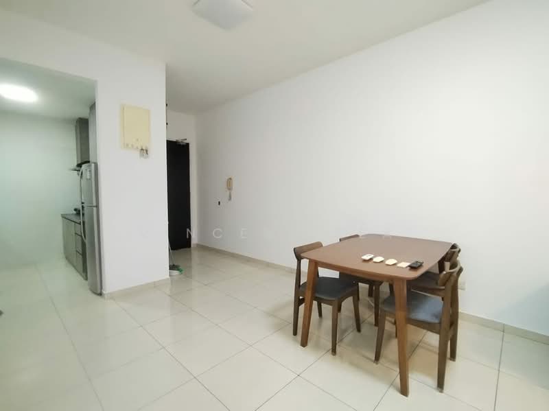 Pangsapuri untuk Disewa di Sky Breeze Service Apartment - Vincent Tea - Dining Room - PropertyGuru.com.my