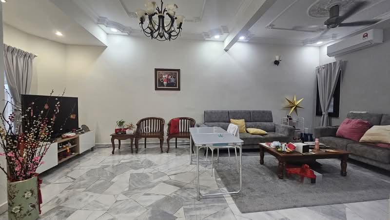 Terraced House for Sale in Alam Damai (Cheras) - CK Yee - Living Room - PropertyGuru.com.my