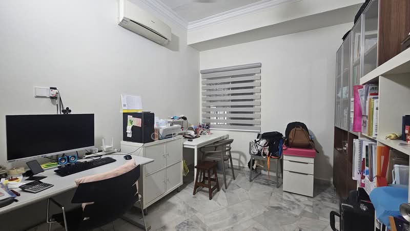 Terraced House for Sale in Alam Damai (Cheras) - CK Yee - Study - PropertyGuru.com.my