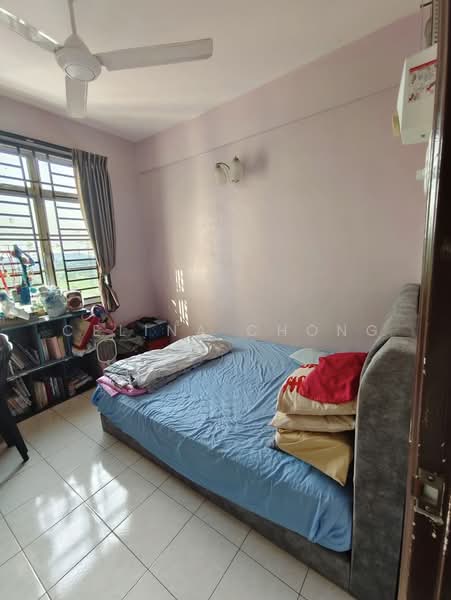 Pangsapuri untuk Dijual di Villa Bestari Apartment - Celina Chong - Bedroom - PropertyGuru.com.my