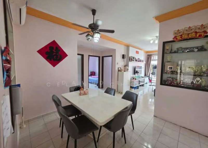Pangsapuri untuk Dijual di Villa Bestari Apartment - Celina Chong - Dining Room - PropertyGuru.com.my