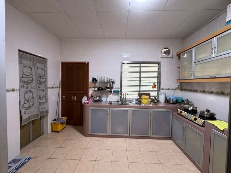 2-storey Terraced House for Sale in Bukit Indah (Iskandar Puteri (Nusajaya)) - Benjamin Ong - Kitchen - PropertyGuru.com.my