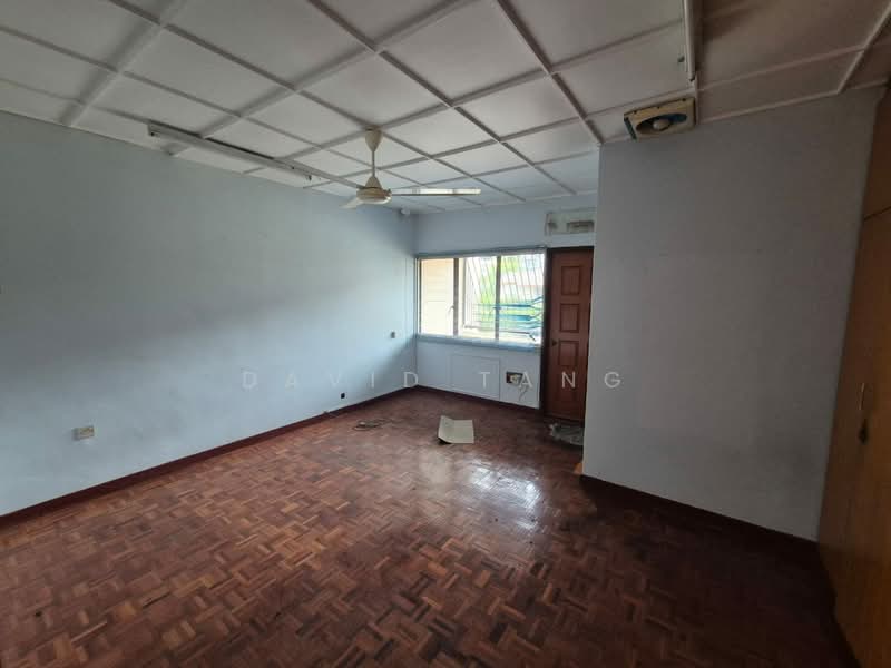 Bungalow House untuk Disewa di Jalan Ipoh (Kuala Lumpur) - David Tang - Living Room - PropertyGuru.com.my