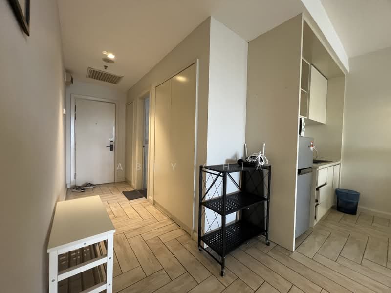 Service Residence for Rent at SOHO @ Empire City - Abby Chia - Entrance - PropertyGuru.com.my