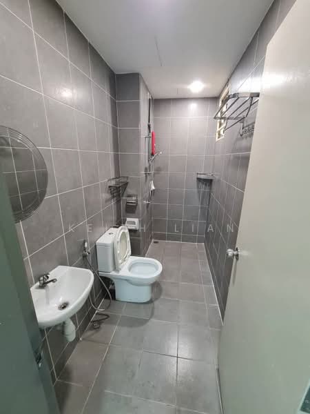Service Residence for Sale at V-Residensi 2 - Keith Lian - Bathroom - PropertyGuru.com.my