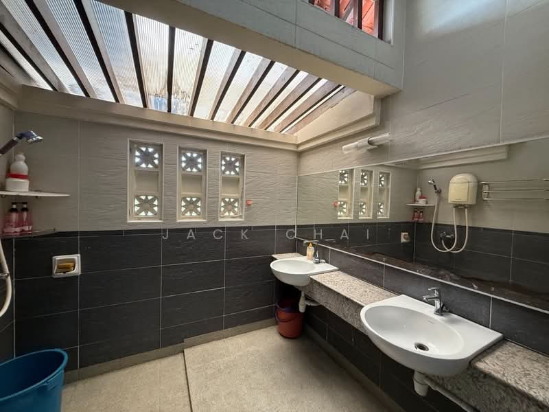 Semi-Detached House for Sale in Skudai (Johor) - Jack Chai - Bathroom - PropertyGuru.com.my