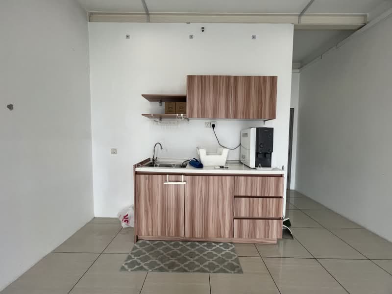 Service Residence for Rent at SOHO @ Empire City - Abby Chia - Kitchen - PropertyGuru.com.my