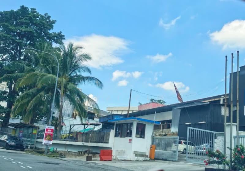 Factory for Rent in Petaling Jaya (Selangor) - Xinzi Yew - Exterior - PropertyGuru.com.my