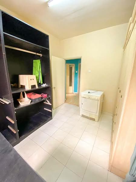 Pangsapuri untuk Disewa di Apartment Komuter Raya - Salawati Busro - Interior - PropertyGuru.com.my