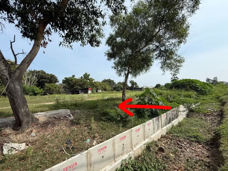 Tanah Kediaman untuk Dijual di Kampung Chendering (Cenering) - Alias Bin Mohamad - PropertyGuru.com.my