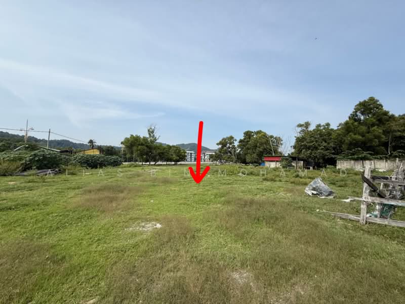 Tanah Kediaman untuk Dijual di Kampung Chendering (Cenering) - Alias Bin Mohamad - PropertyGuru.com.my
