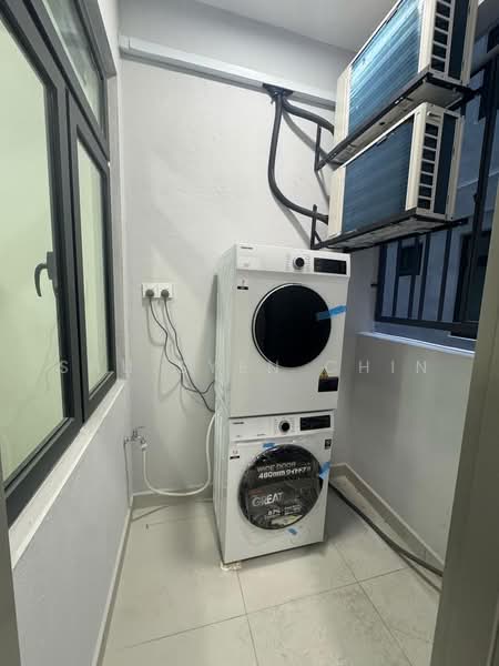 Apartment for Rent at D7 (D'Seven Lagoon Perdana) - Shu Syen Chin - Balcony - PropertyGuru.com.my