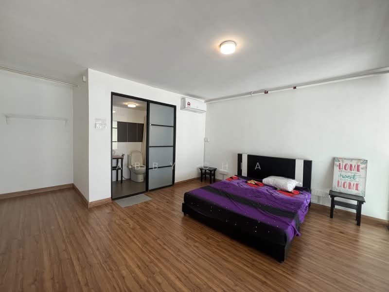 Service Residence for Rent at SOHO @ Empire City - Abby Chia - Bedroom - PropertyGuru.com.my