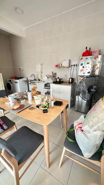 Townhouse for Sale in Aman Larkin (Johor Bahru) - Wallace Ang - Kitchen - PropertyGuru.com.my