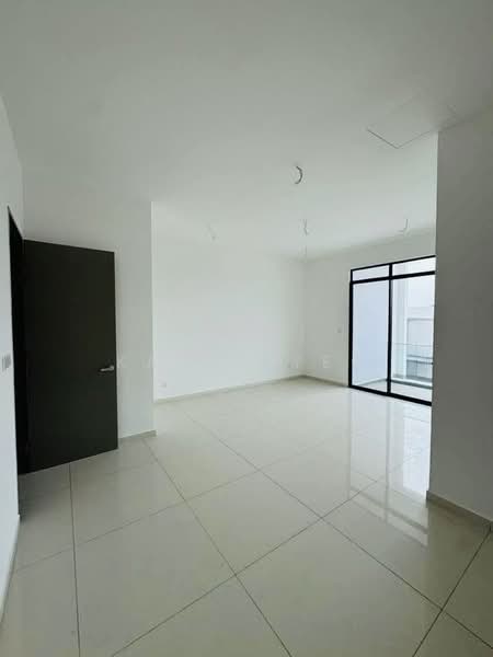 Rumah Kluster untuk Dijual di Austin Crest (Johor Bahru) - Karen Yeo - PropertyGuru.com.my