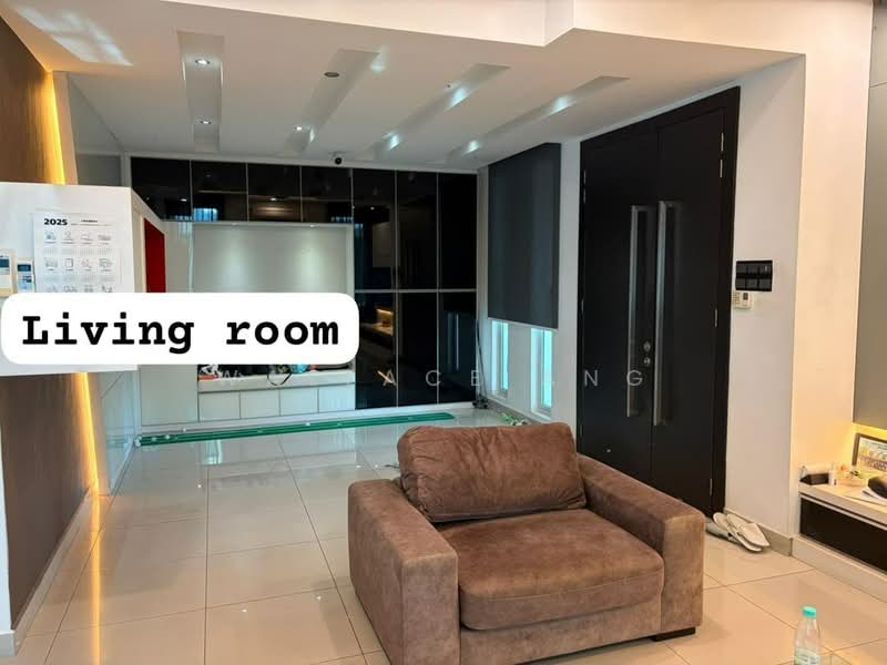 Semi-Detached House for Rent in Taman Molek (Johor Bahru) - Wallace Ang - Living Room - PropertyGuru.com.my
