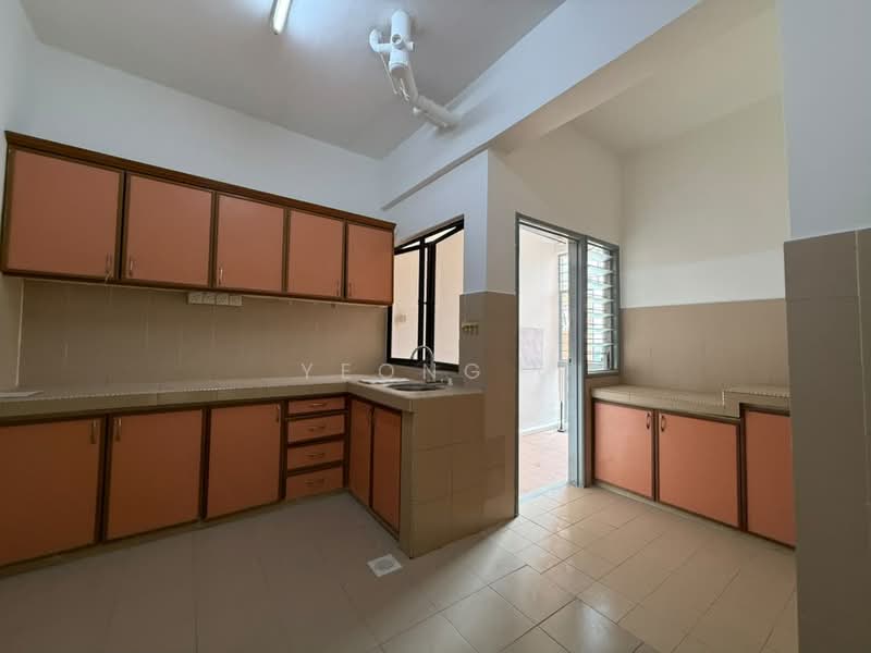 Kondominium untuk Dijual di Evergreen Park Acorn & Hazel - Yeong . - Kitchen - PropertyGuru.com.my