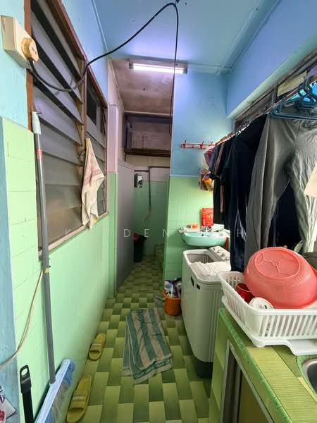 Flat for Sale at Flat Taman Ungku Tun Aminah - Kayden Beh - PropertyGuru.com.my