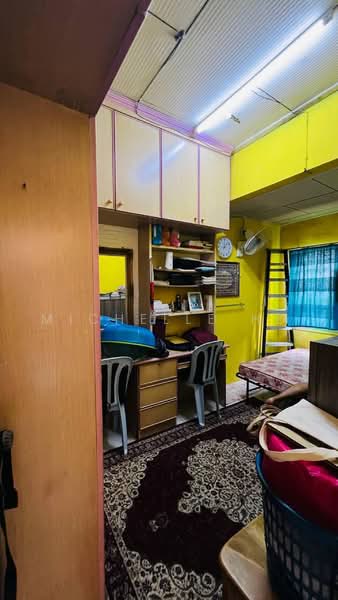 1-storey Terraced House for Sale in Taman Dato Penggawa Barat (Tampoi) - Michelle He - Study - PropertyGuru.com.my