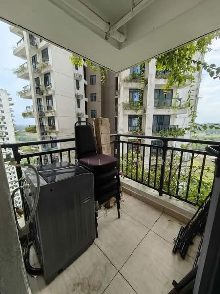 Apartment for Rent at Starview Bay @ Forest City - April Chin - Balcony - PropertyGuru.com.my